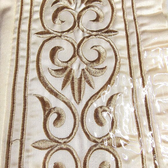 Versailles Valance Empire Pearl 110X28" Luxurious Window By Touch Of Class - Picture 8 of 11